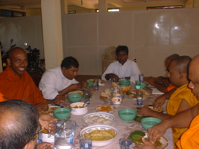 Break fast at Catholic church in Kilinochchi before go to meet Tamil Chelvan 2006 May.JPG